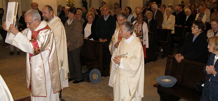 Chiesa dell'Ospedale degli Infermi di Biella, inizio della S.Messa della Patronale di San Francesco, 4 ottobre 2014