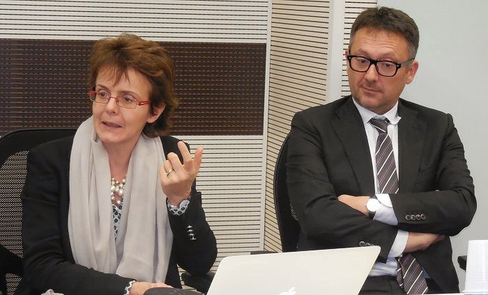 Da sinistra Senatrice Elena Cattaneo e dottor Gianni Bonelli al Nuovo Ospedale per La Scienza e le sue Frontiere 01122015