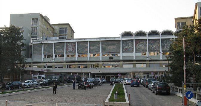 Vercelli scorcio esterno Ospedale Sant'Andrea 10102008v2