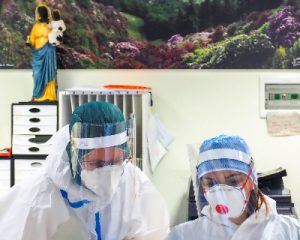 Madonna d'Oropa durante la pandemia COVID-19 nel Reparto di Rianimazione dell'Ospedale dell'ASL BI
