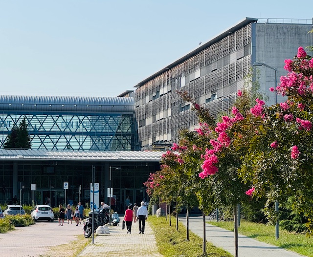 Una veduta dell'ingresso dell'Ospedale ASL di Biella