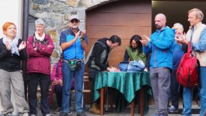 Alessandra Musico, la guida escursionistica, il dott. Carlo Ignazio Cattaneo e il dott. Roberto Merli