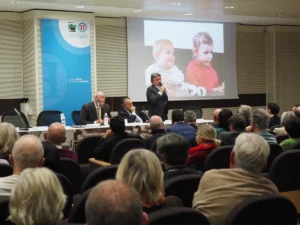 Il tavolo dei relatori